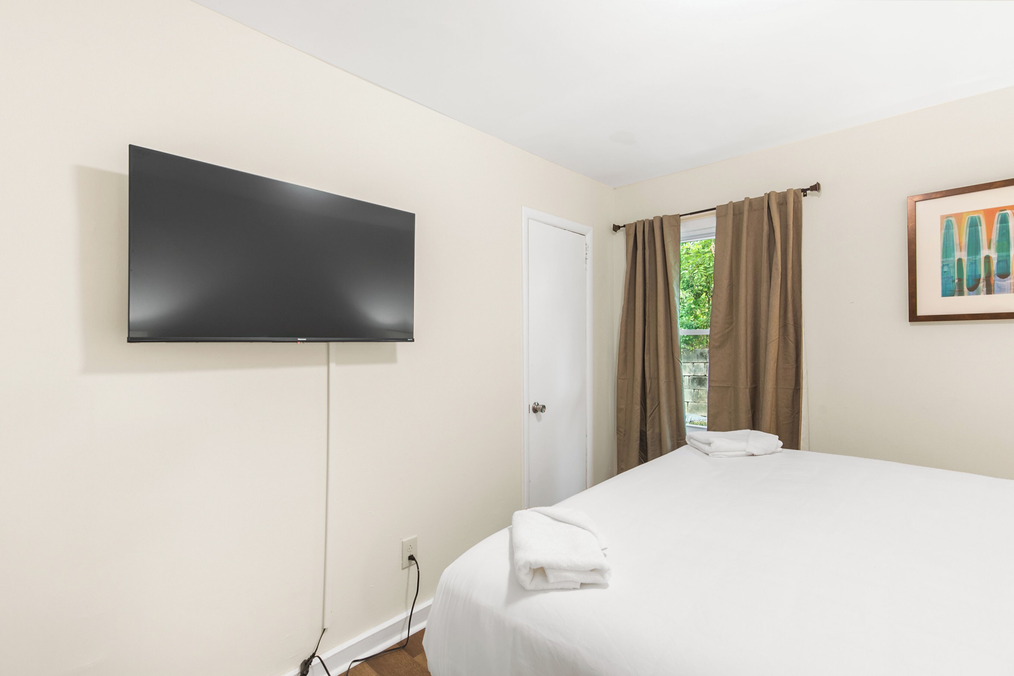 1 bedroom, desk, iron/ironing board, free WiFi