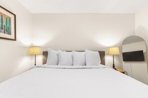 1 chambre, bureau, fer et planche à repasser, Wi-Fi gratuit