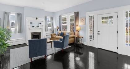 Ruffner Retreat House | Fenced Yard & Group Stay