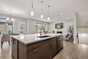 Full kitchen  - Silverado Getaway + Golf Sim/Theatre + EV Charger (Calgary)