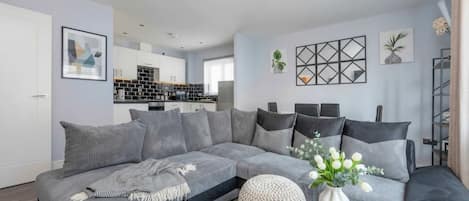 Apartment | Living room