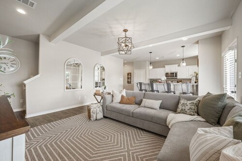 Thoughtfully designed and stylish home just minutes from Texas A&M