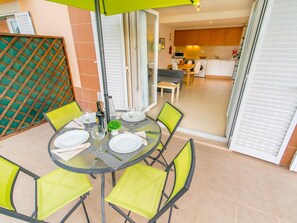 Dining - Cabanas Gardens Apartamento T1 (Cabanas de Tavira)