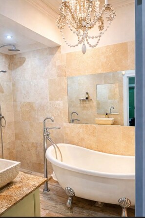 Bathroom - Cashmere Properties, Barbados Beachfront Villa, 3BR+Cottage-4BR option (Bridgetown)