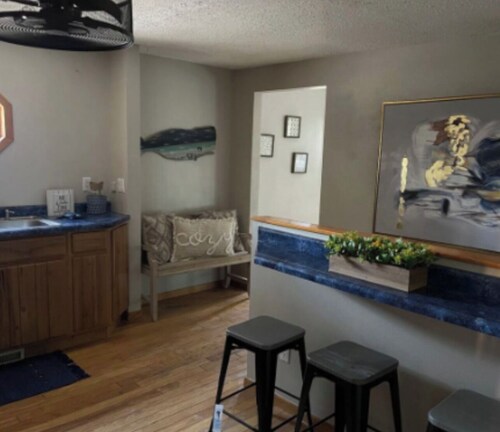 3-bedroom villa in enchanting La Crosse with river access
