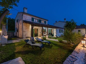 Hus (Two Bedroom Holiday Home with Pool) | Eksteriør