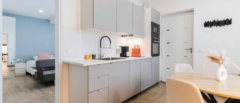 Apartment | Dining