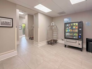 Interior - Stunning 3BR/3BA Brighton Tower | Fully Renovated (Myrtle Beach)