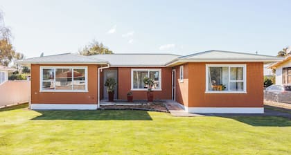 Dannevirke Lodge - Dannevirke Holiday Escape