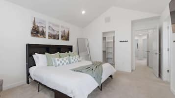 3 Schlafzimmer, BĂŒgeleisen/BĂŒgelbrett, Reisekinderbett, WLAN