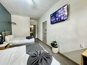 Room - Jazz & Stay (Guadalajara)