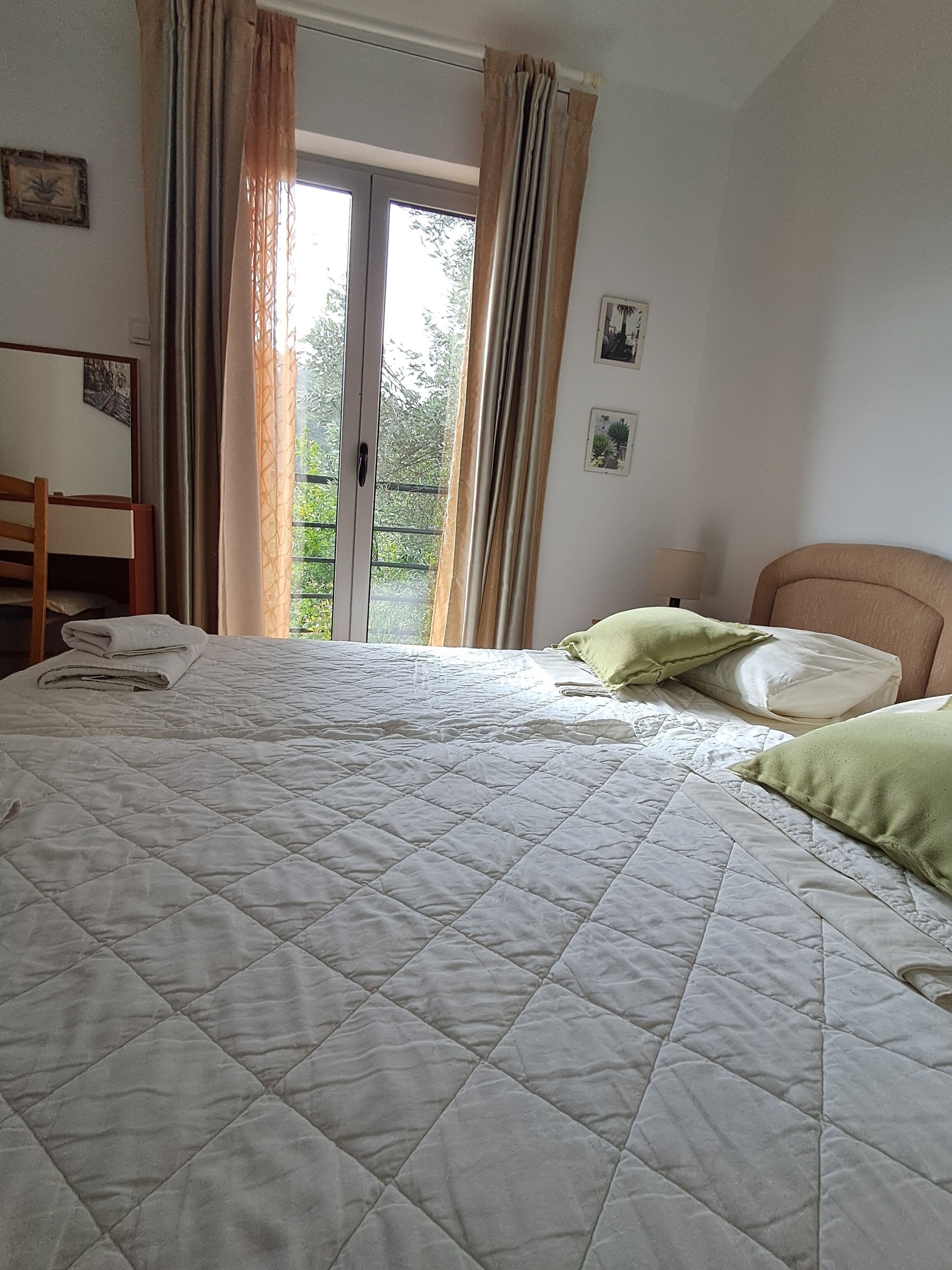 Departamento panorámico | Decoración personalizada, muebles diferentes y cunas gratuitas 