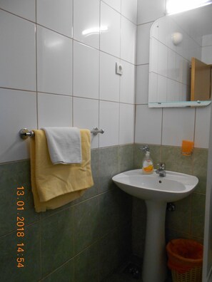 Bathroom - Resort Maslinjak (Bečići)