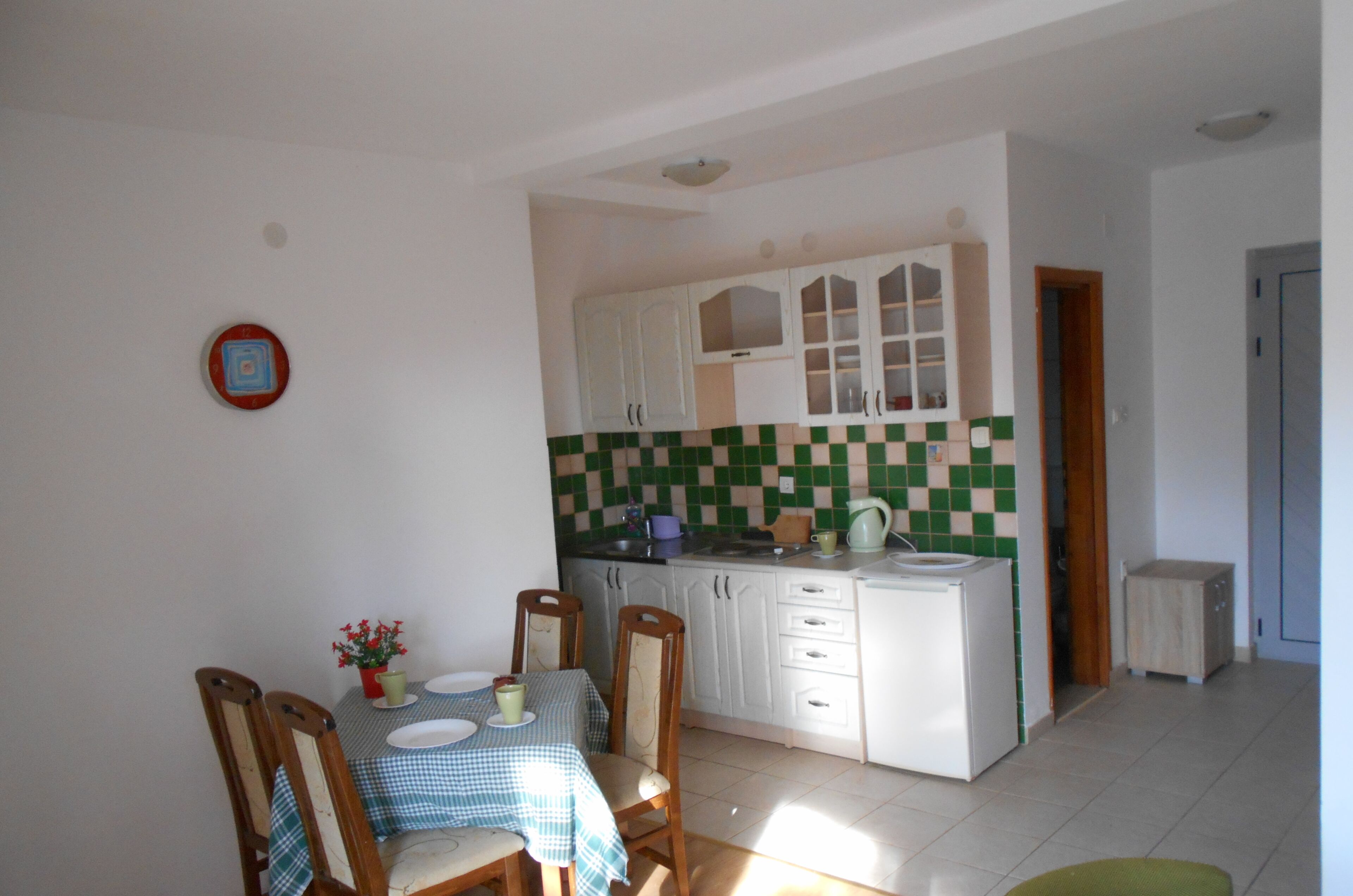 Apartamento económico, vistas al jardín | Cocina privada