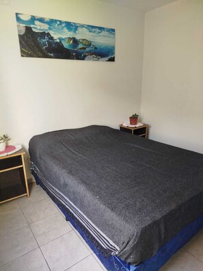 1 habitación, wifi y ropa de cama 