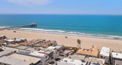 Beach Adjacent Four Bedroom Apartment
