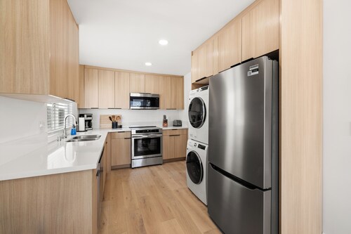 Beach Adjacent Four Bedroom Apartment