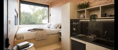 WiFi, bed sheets