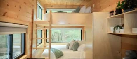 WiFi, bed sheets