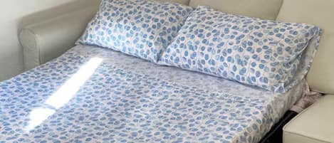 1 chambre, fer et planche Ă repasser, accĂšs Internet, draps fournis