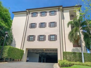 Exterior - Stunning Oceanview Condo w/ Exceptional Views & Resort-Style Amenities (Coco)