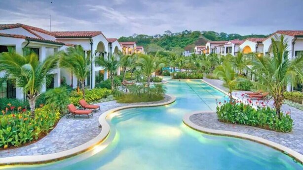 Ảnh chưa phân loại, 1 trong số 32 ảnh, nút