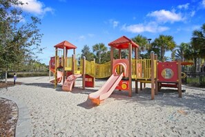 Children’s area - Family Time Paradise - Theatre, Game Rooms, Resort Amenities & Pet Friendly! (Davenport)