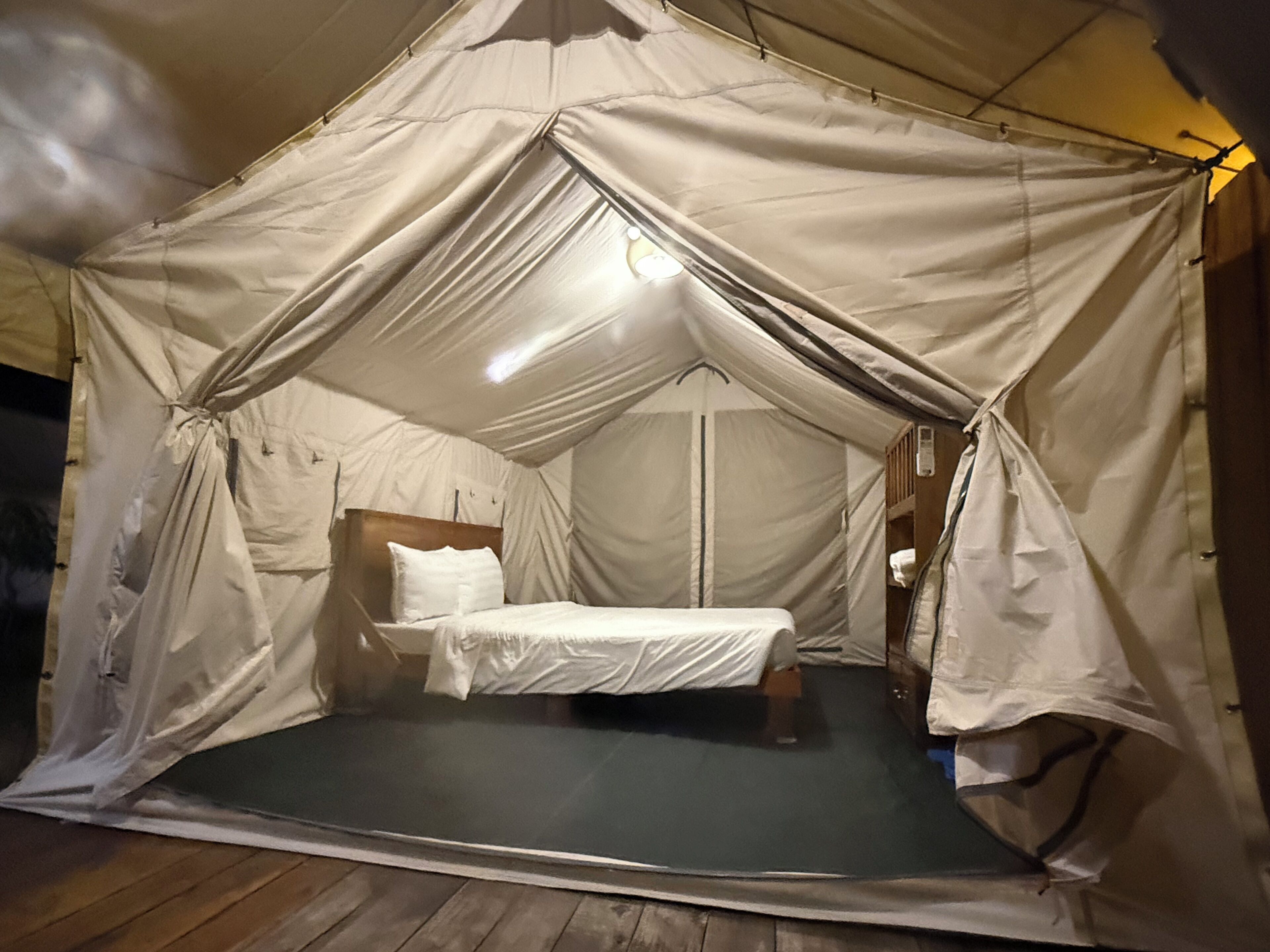 Comfort Tent, Garden View