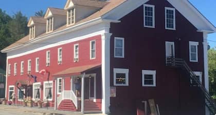 Essex House and Tavern