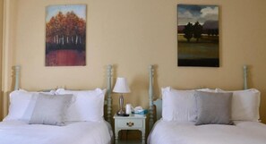 Basic Single Room, 1 Double Bed, Non Smoking - Essex House and Tavern (Island Pond)