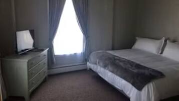 Standard Suite, 1 King Bed
