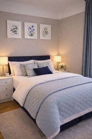 Room - Dunbar Retreat – Modern Southsea Stay with Parking (Portsmouth)