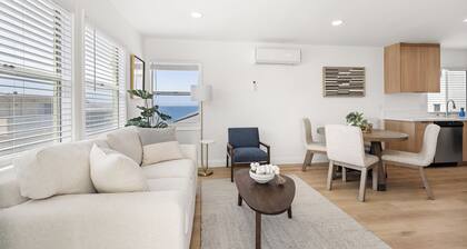 2 Bedroom 1 Block From the Sand Manhattan Beach