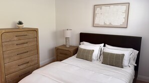 Room - 2 Bedroom 1 Block From the Sand Manhattan Beach (Manhattan Beach)