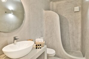 Shower, towels, soap, shampoo - Villa Hydrionae, Divine Sea Views, Private Furnished Terrace, Shared Pool,. (Mykonos)