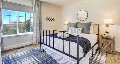 Ridgemont Hall! Grand Mountain Home w/ Peak Views