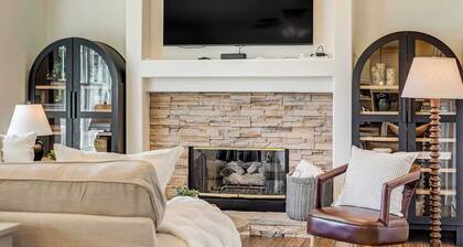 Ridgemont Hall! Grand Mountain Home w/ Peak Views
