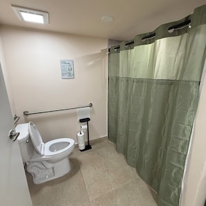 Bathroom - Beachy 2 Queen Room, AC, Near Aventura & Beach (Hallandale Beach)