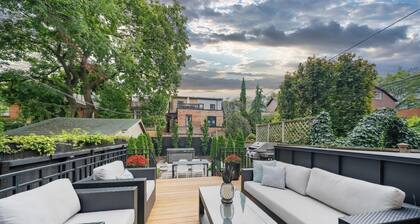 Rare Yorkville Detached House with Parking and Hot Tub