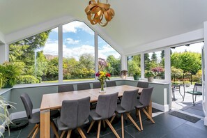 Dining - Fells - Four Bedroom House, Sleeps 8 (Chapel Stile)