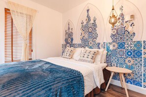 1 bedroom, desk, iron/ironing board, WiFi - Maison Mosaïque | Boho 1BR near Leonard Cohen (Montreal)