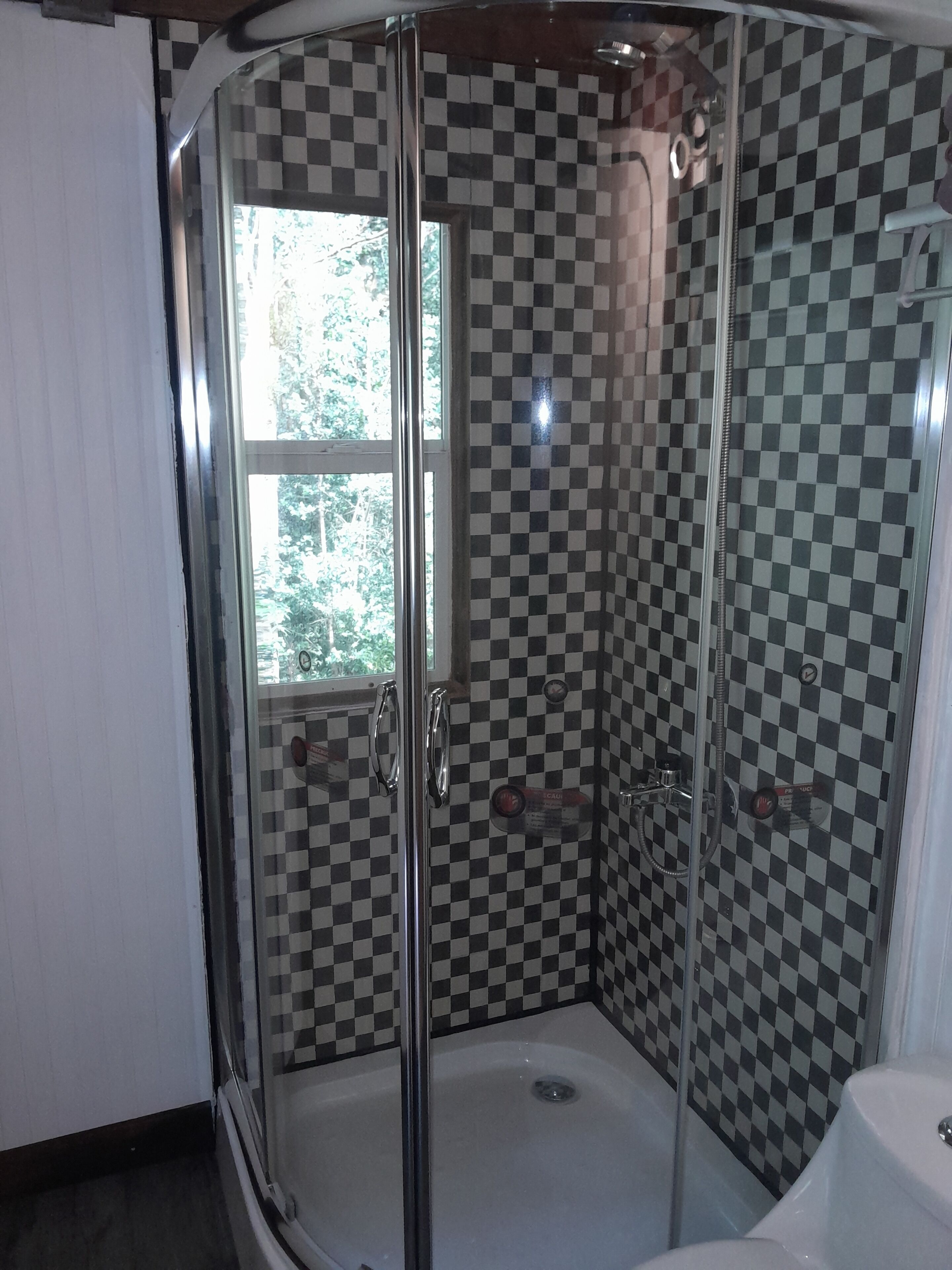 Habitació doble Deluxe, pati, vistes al jardí | Bany