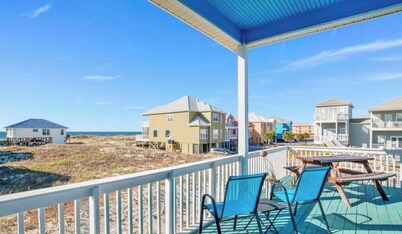 ~ Private pool • Beach Access • Coastal Oasis ~