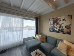 Apartment | Living room - Seafront Belgium Apartment for 4 (Blankenberge)