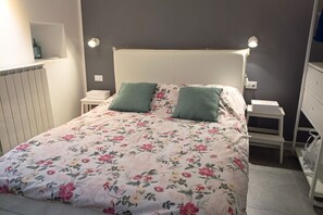 1 habitación y ropa de cama 