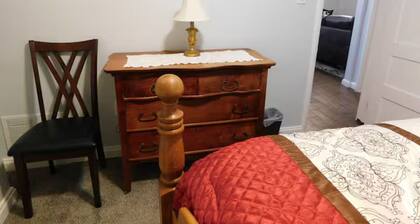 2 Bed Apartment in the Heart of historic downtown Provo