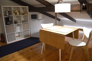 Dining - Exclusive Rustic Loft with Terrace (Terrugem)