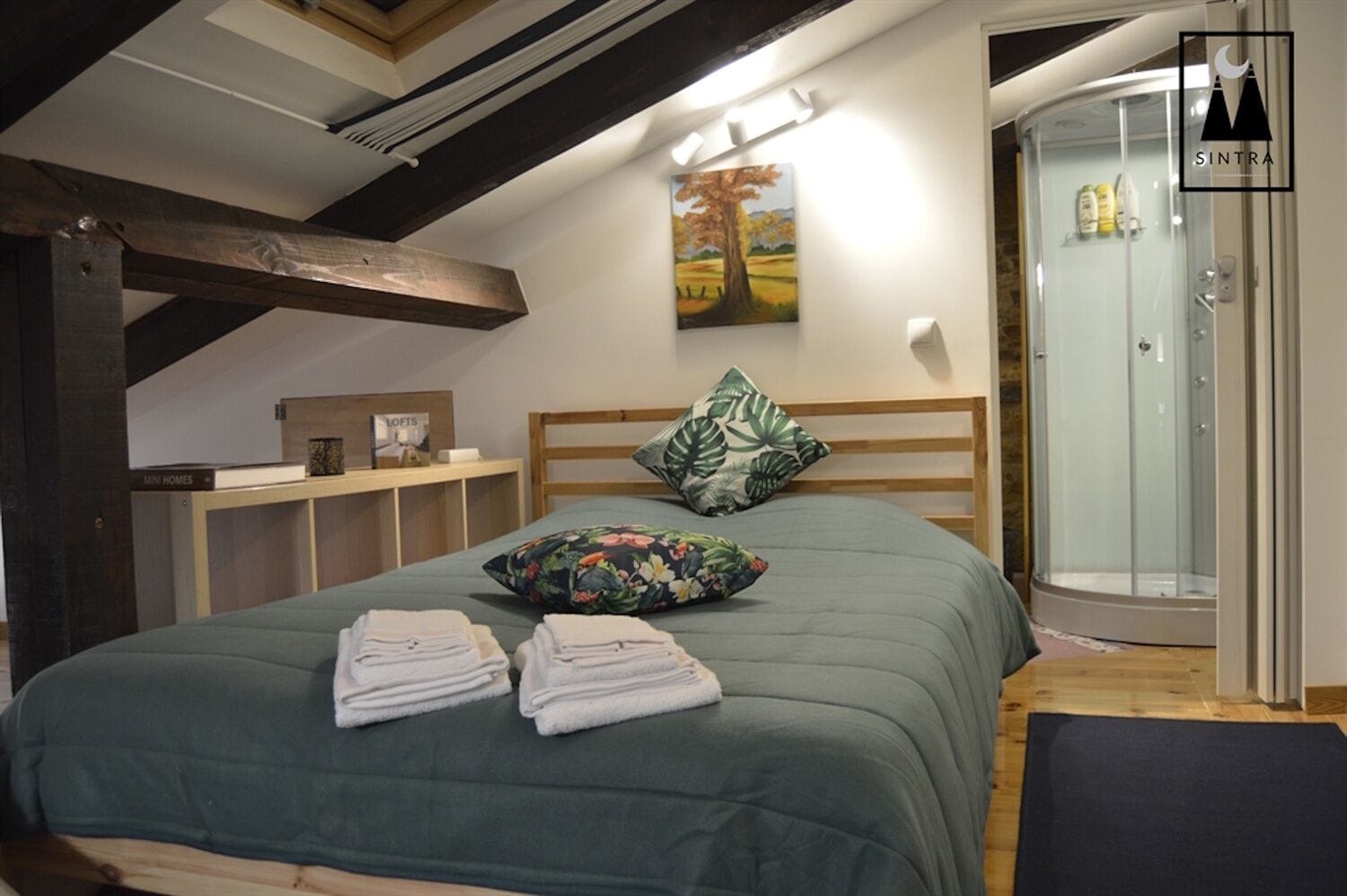 1 quarto, escrivaninha, Wi-Fi de cortesia, roupa de cama