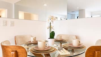 舒適公寓, 2 間臥室, 廚房 | 用餐區