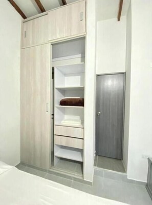 3 bedrooms, iron/ironing board, free WiFi, bed sheets - Apartment comfort your home in Medellín (Medellín)
